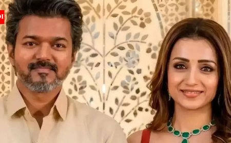 Trisha Krishnan Hits Back After R Parthiban Takes a Dig at Her Post Her Viral Video with Vijay from a Wedding: 'It Makes Stupidity..'